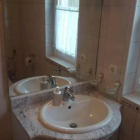 Emma Apartment *